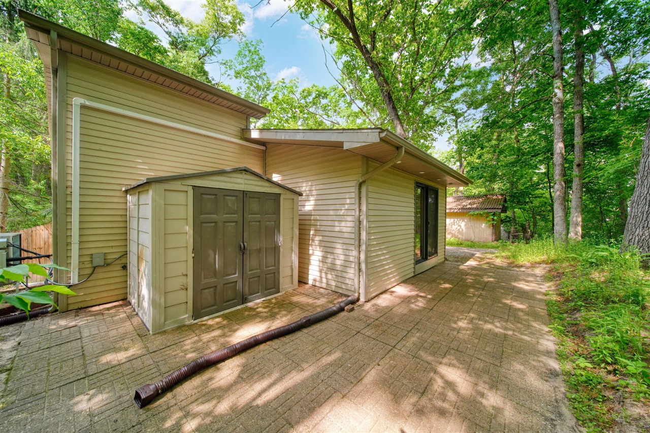 2114 Timber Lane Property Photo 37