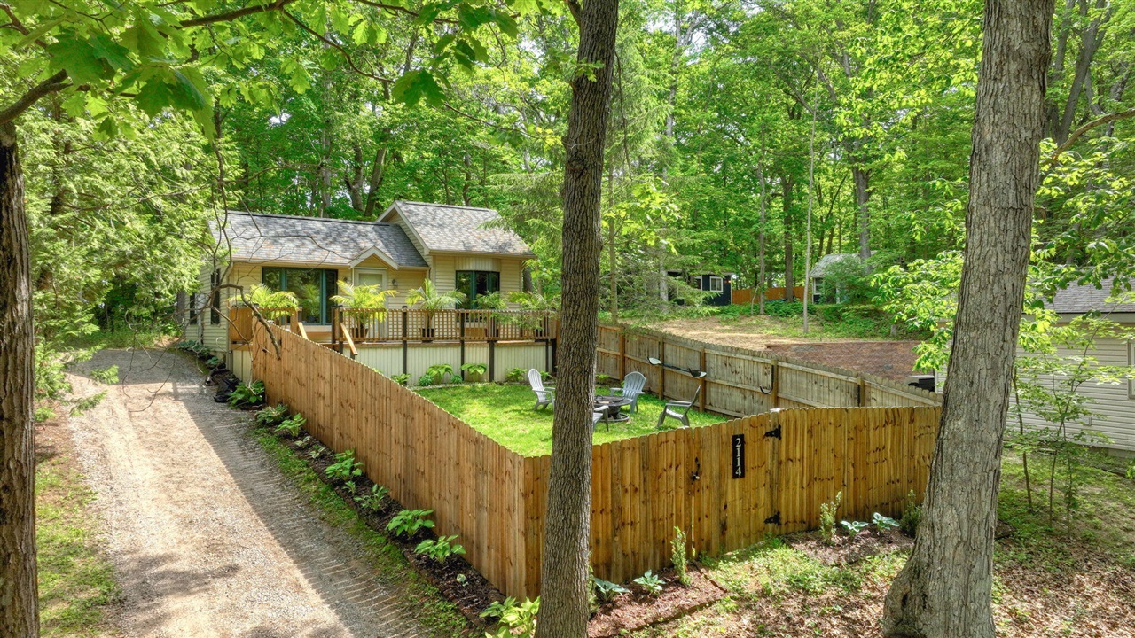2114 Timber Lane Property Photo 44