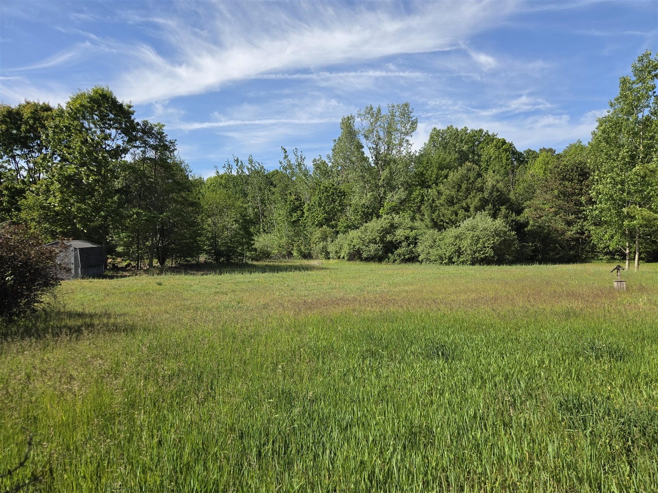6829 Dale Court Property Photo 1