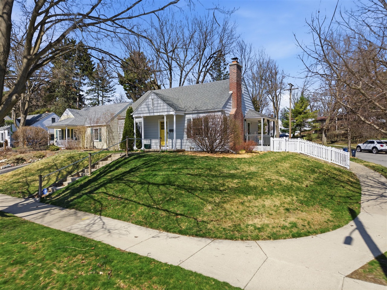 1102 Arborview Boulevard Property Photo 8