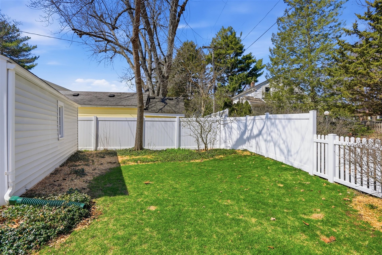 1102 Arborview Boulevard Property Photo 49