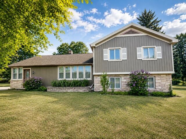 1031 N Newaygo Road Property Photo 1