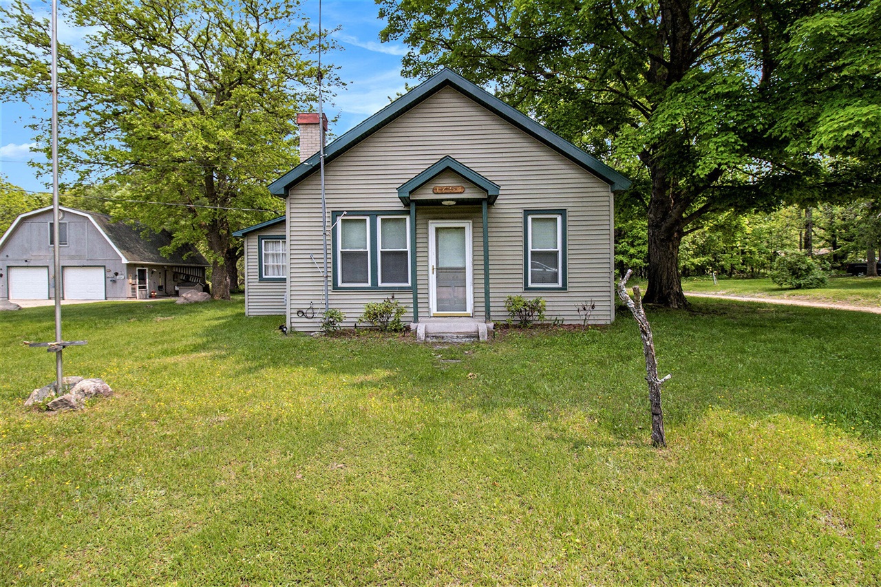 1754 Maggie Street Property Photo 2