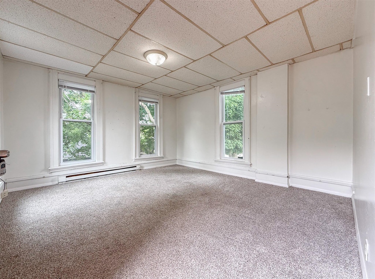 173 E Dibble Street Property Photo 8