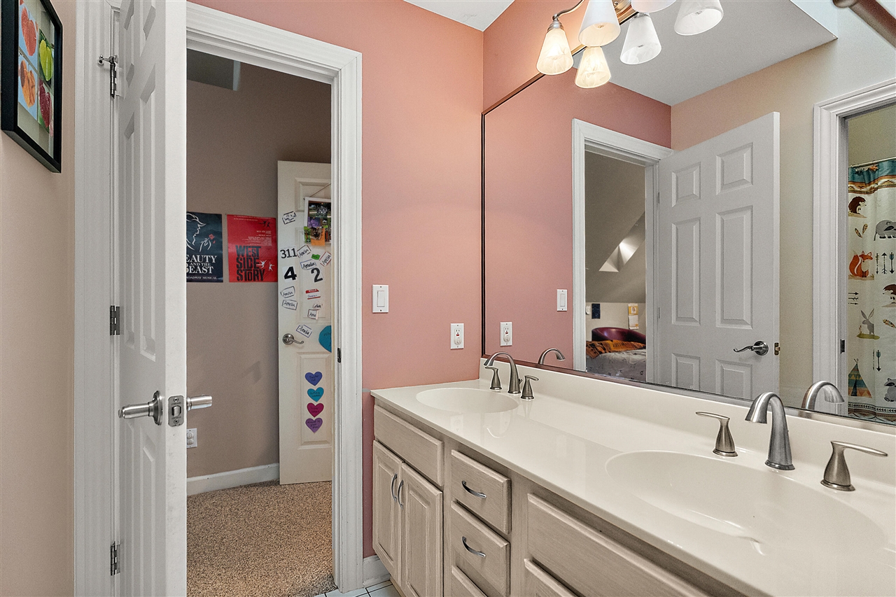 2110 Wooded Way Property Photo 32