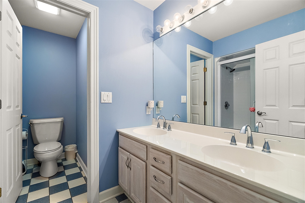2110 Wooded Way Property Photo 34
