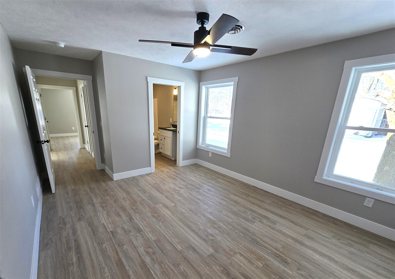 517 E State Road Property Photo 12