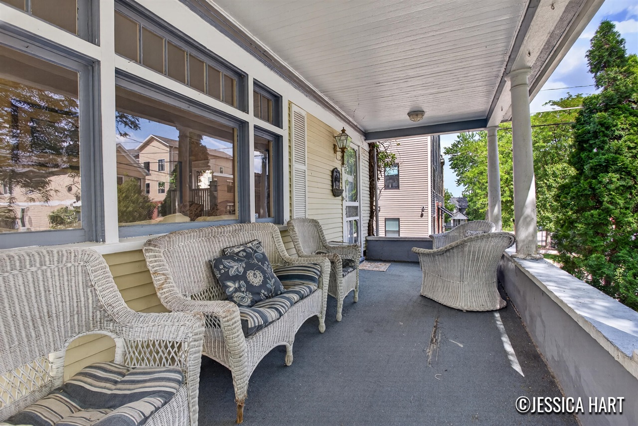 211 Trowbridge Street Property Photo 22