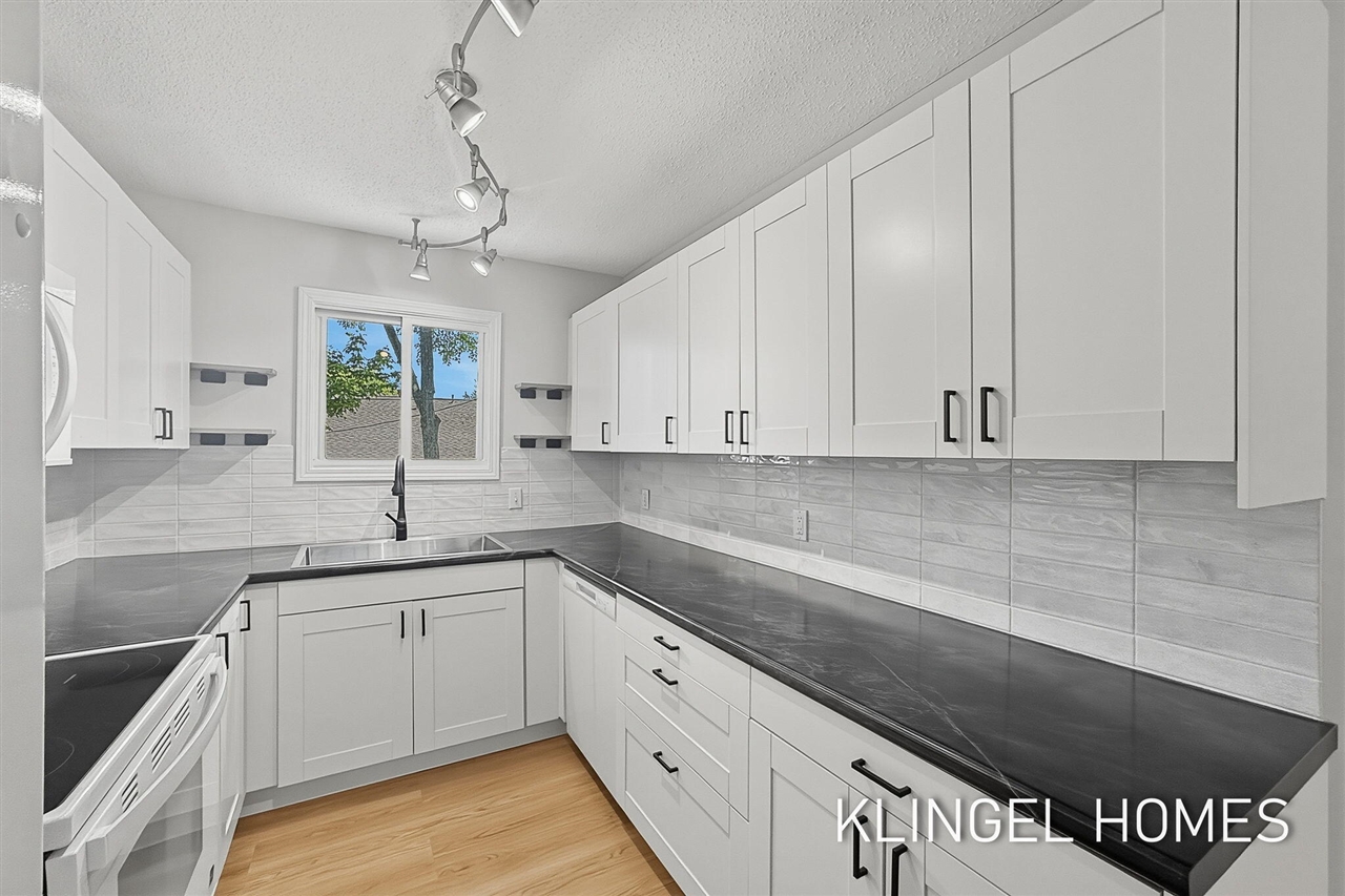 3322 Germaine Road Property Photo 5