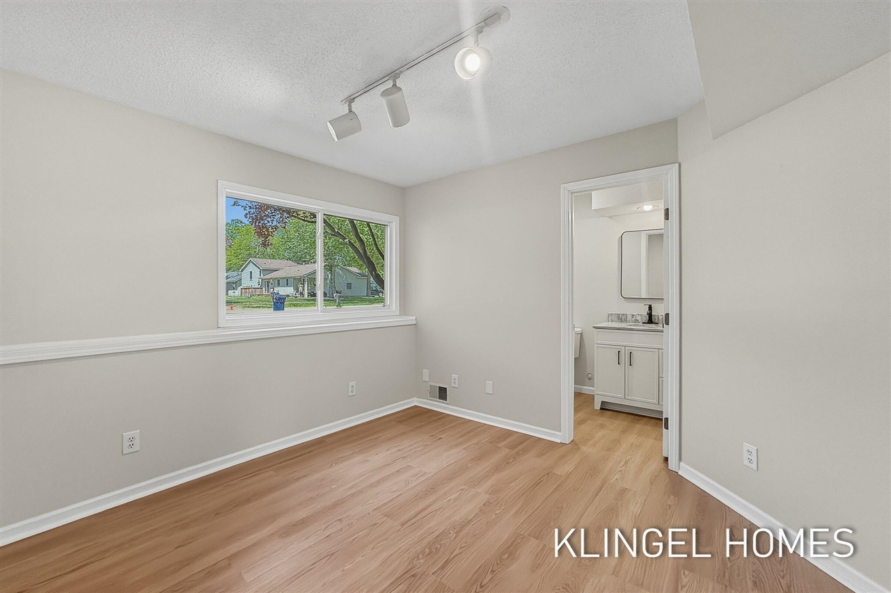 3322 Germaine Road Property Photo 9