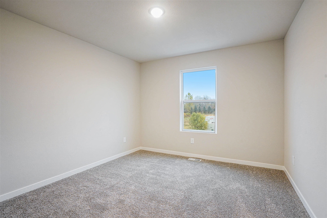 832 Winchester Street Property Photo 18