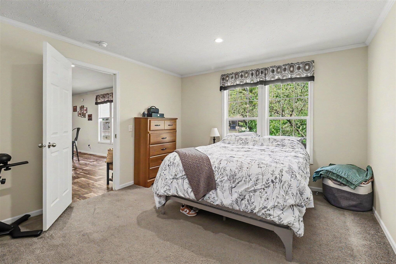 2860 Trepanier Drive Property Photo 12