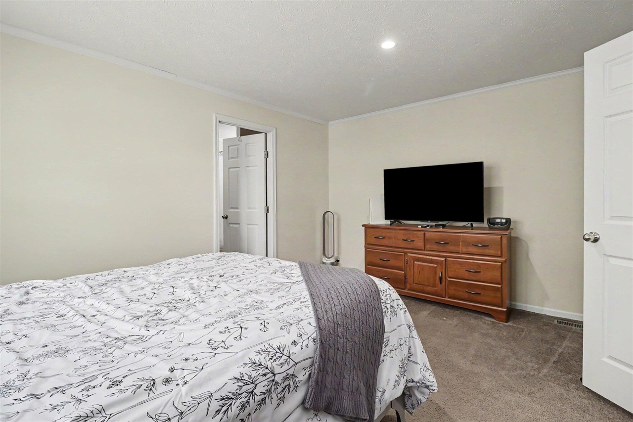 2860 Trepanier Drive Property Photo 13