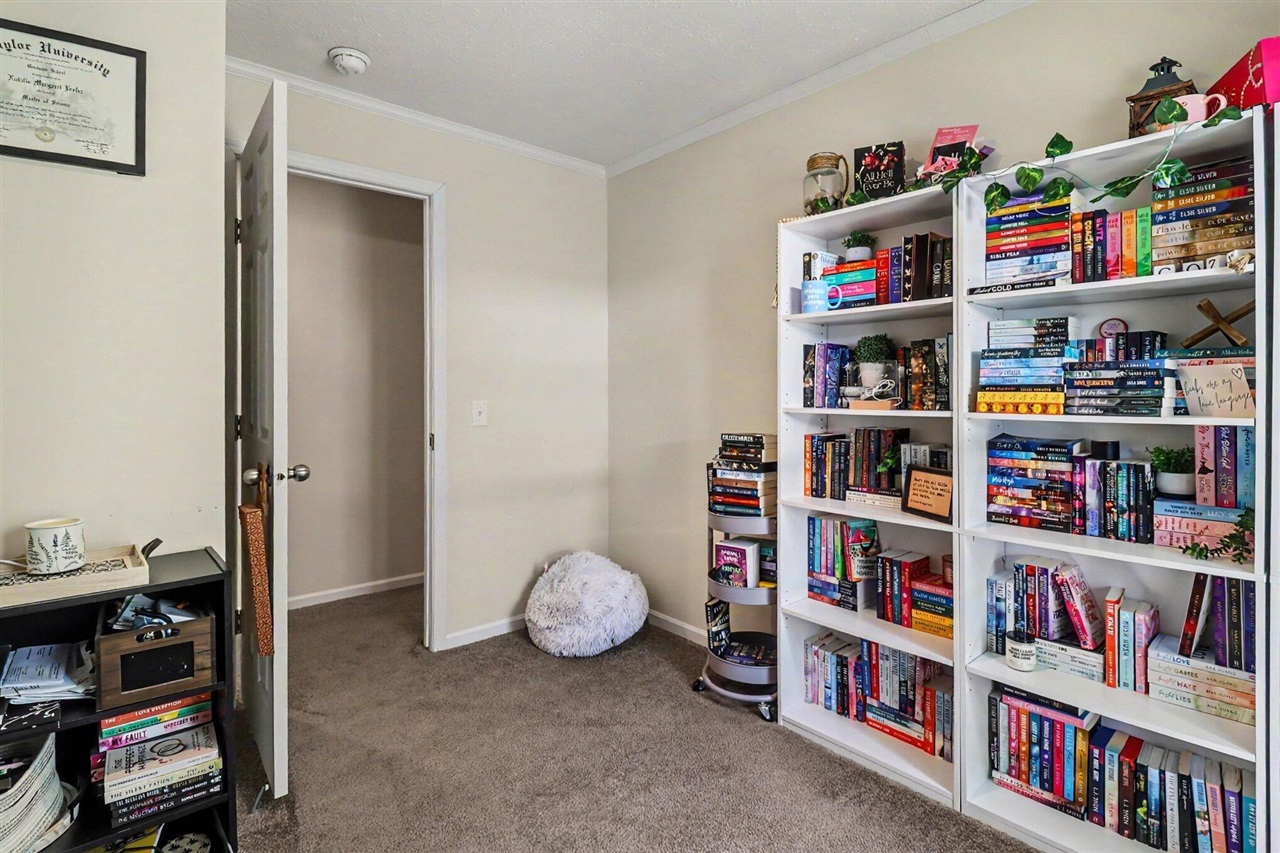 2860 Trepanier Drive Property Photo 16