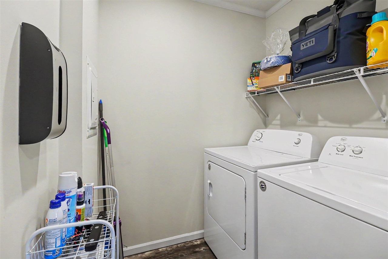 2860 Trepanier Drive Property Photo 20