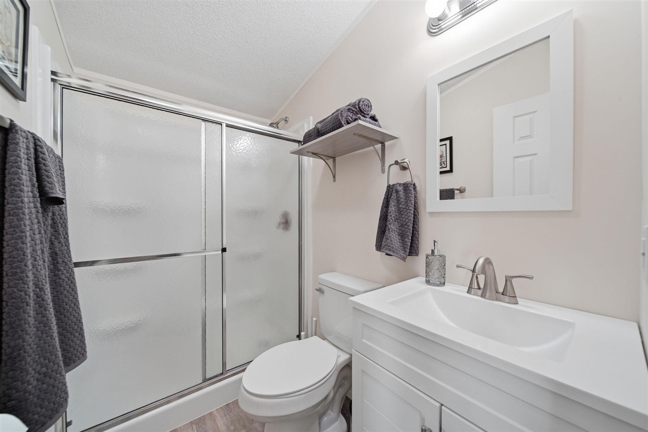 80 Sterling Property Photo 11