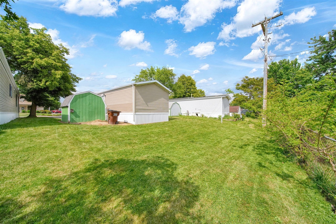 80 Sterling Property Photo 20