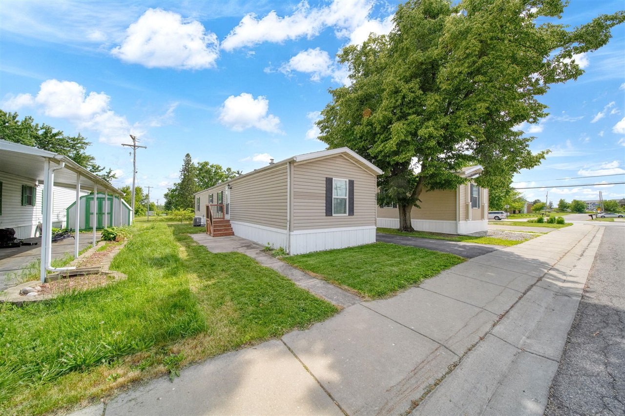 80 Sterling Property Photo 22