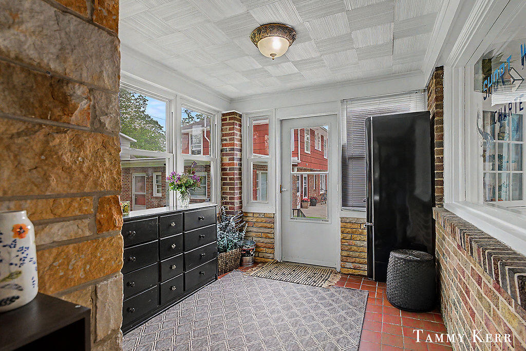 1159 S Shore Drive Property Photo 10