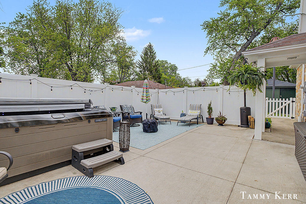 1159 S Shore Drive Property Photo 30