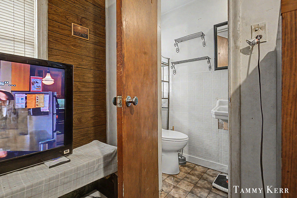 1159 S Shore Drive Property Photo 50