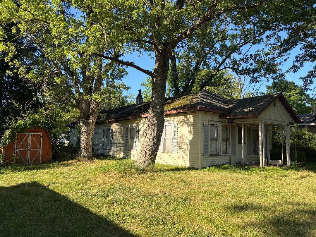 203 Stateline Road Property Photo 9