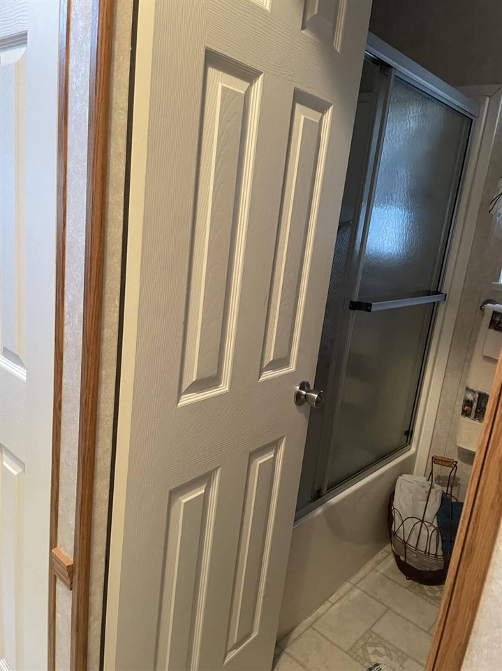 8091 Carriage Lane Property Photo 13