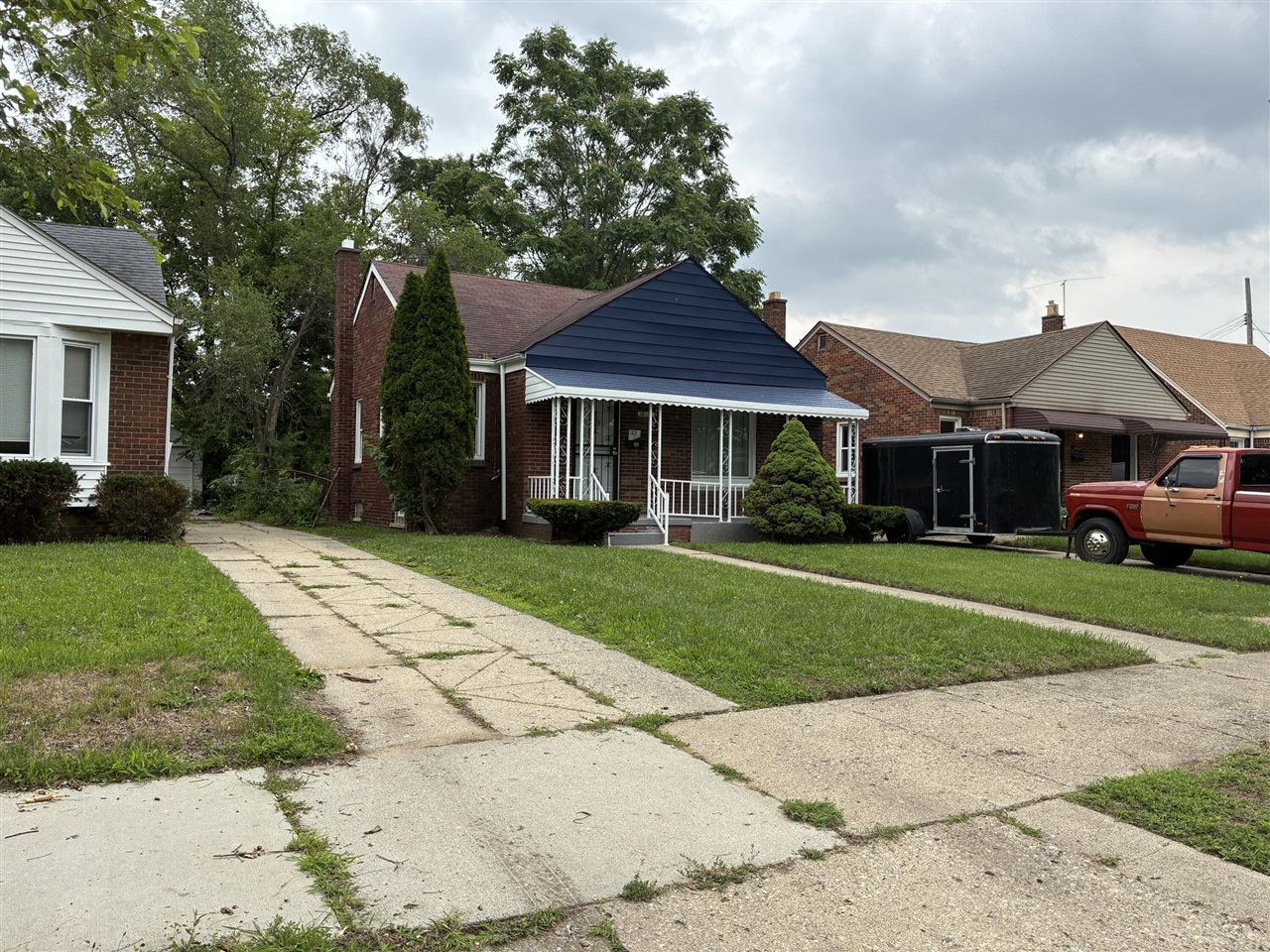 19450 Woodingham Drive Property Photo 2