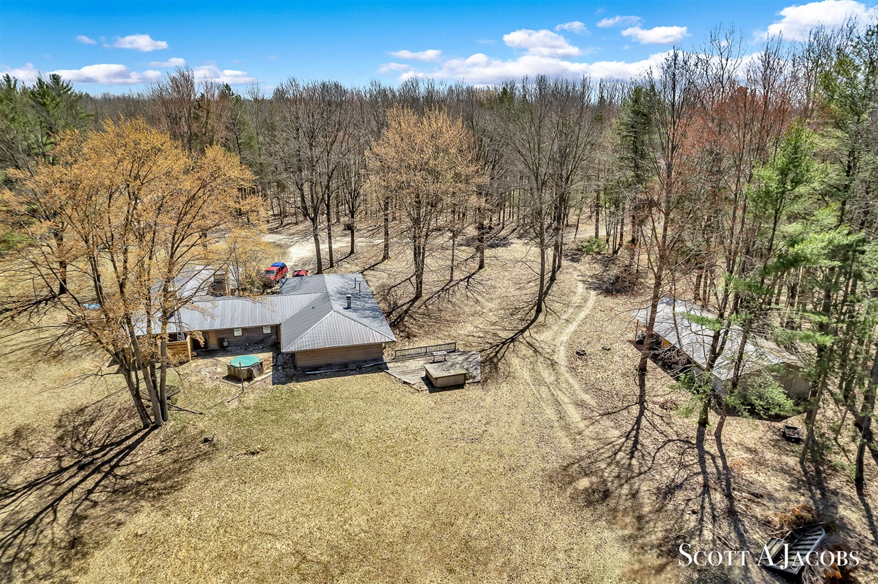 1125 Chaput Drive Property Photo 13