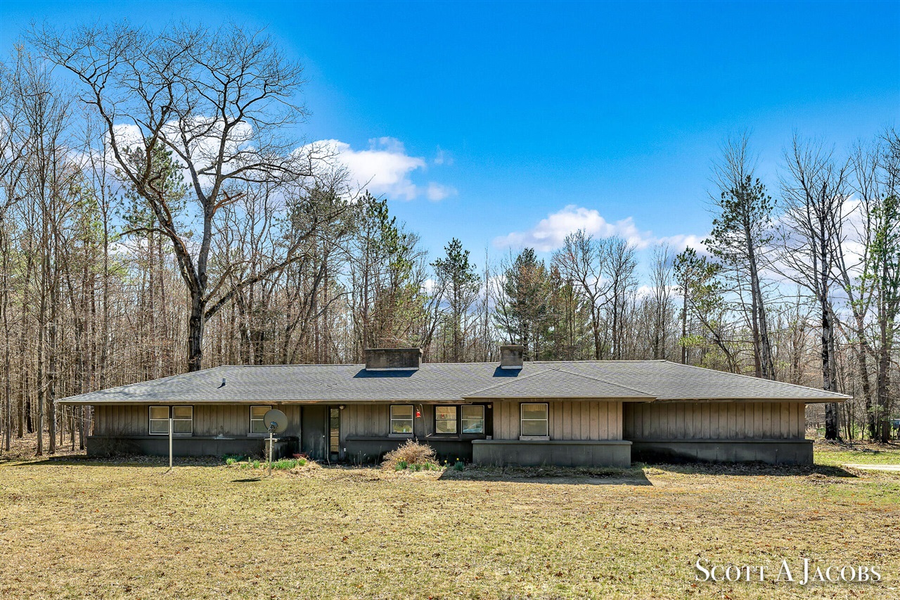1125 Chaput Drive Property Photo 17