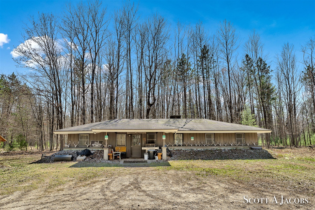 1125 Chaput Drive Property Photo 21