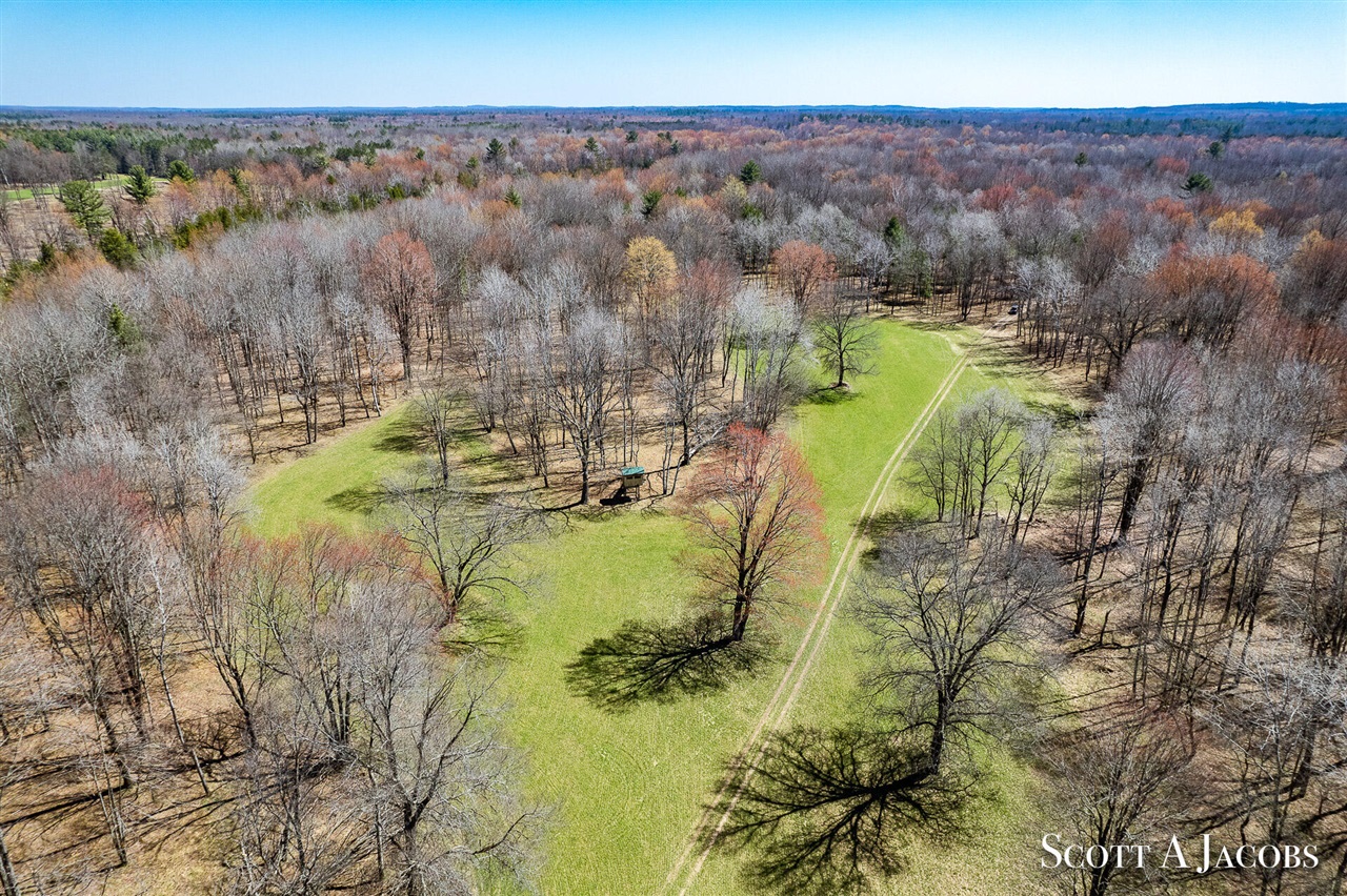 1125 Chaput Drive Property Photo 36