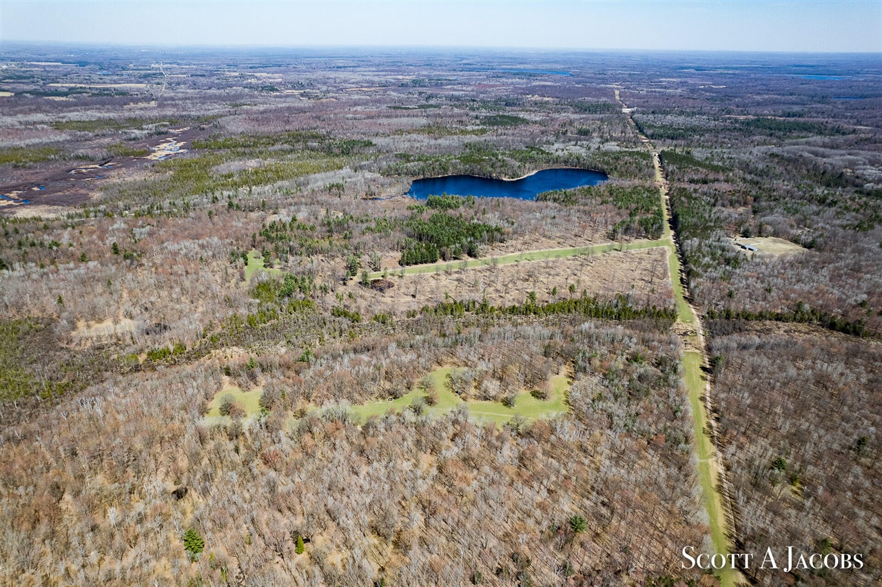 1125 Chaput Drive Property Photo 43