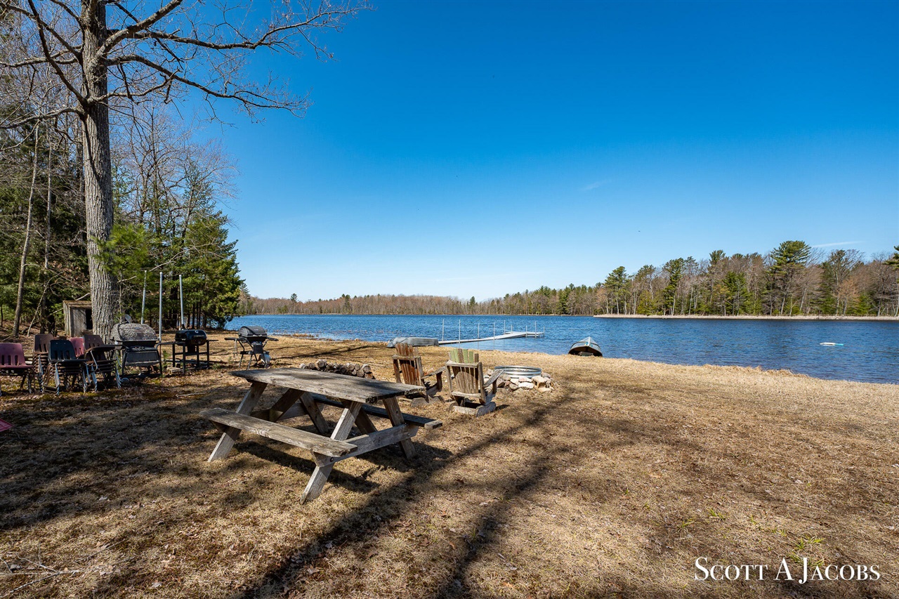 1125 Chaput Drive Property Photo 46