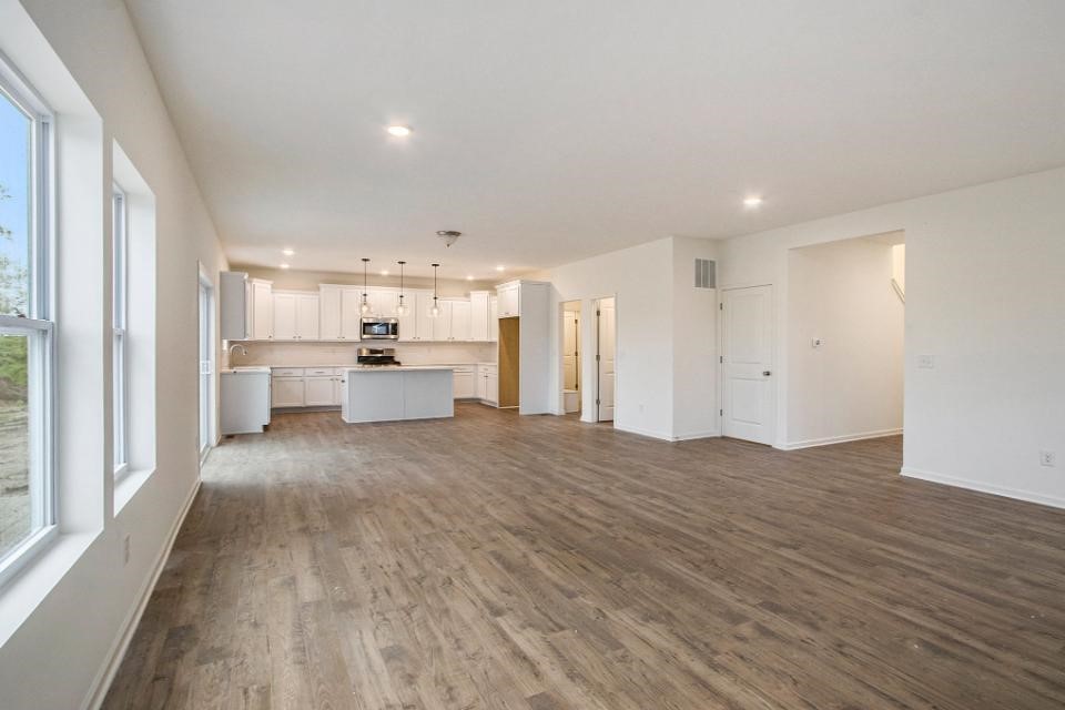 9336 Snow Valley Drive Property Photo 3