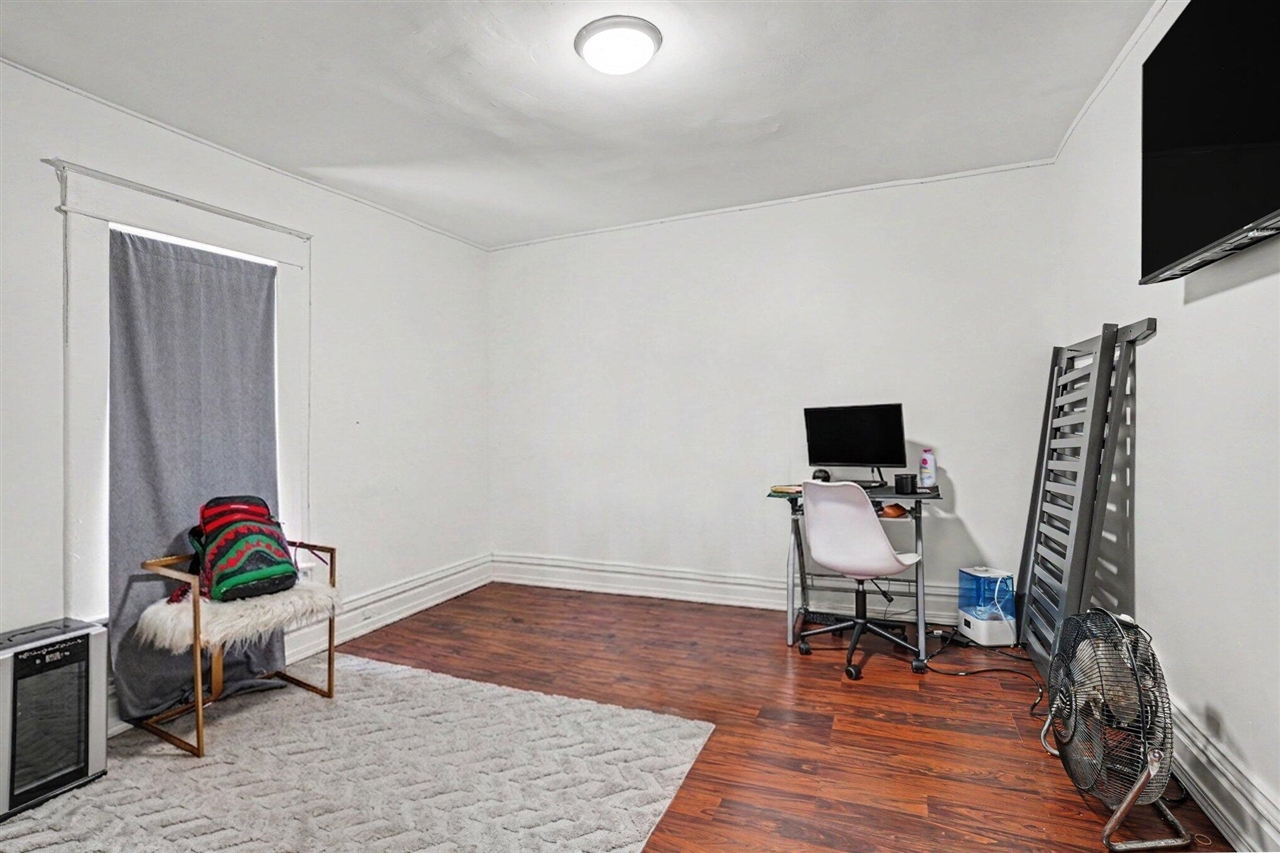 1333 N Rose Street Property Photo 15
