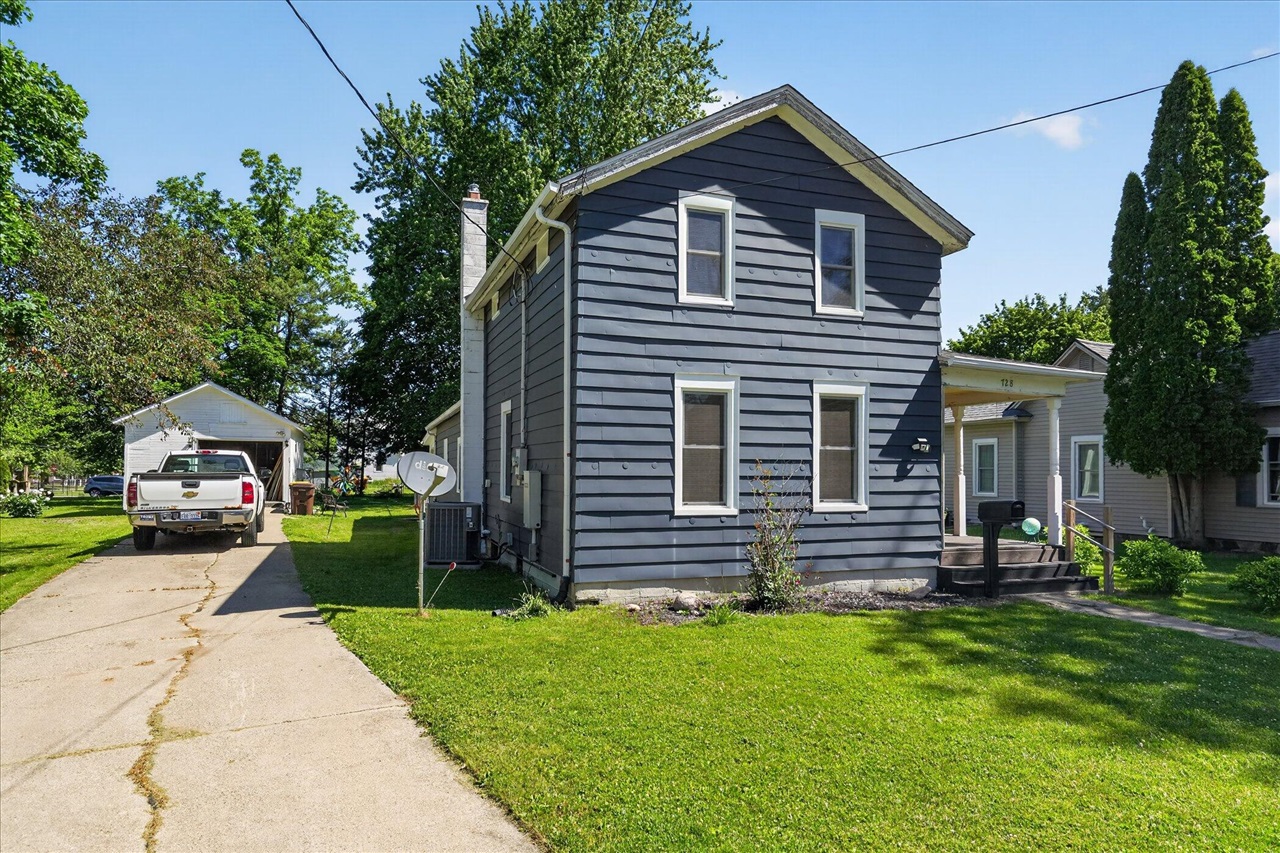 728 W Hanover Street Property Photo 1