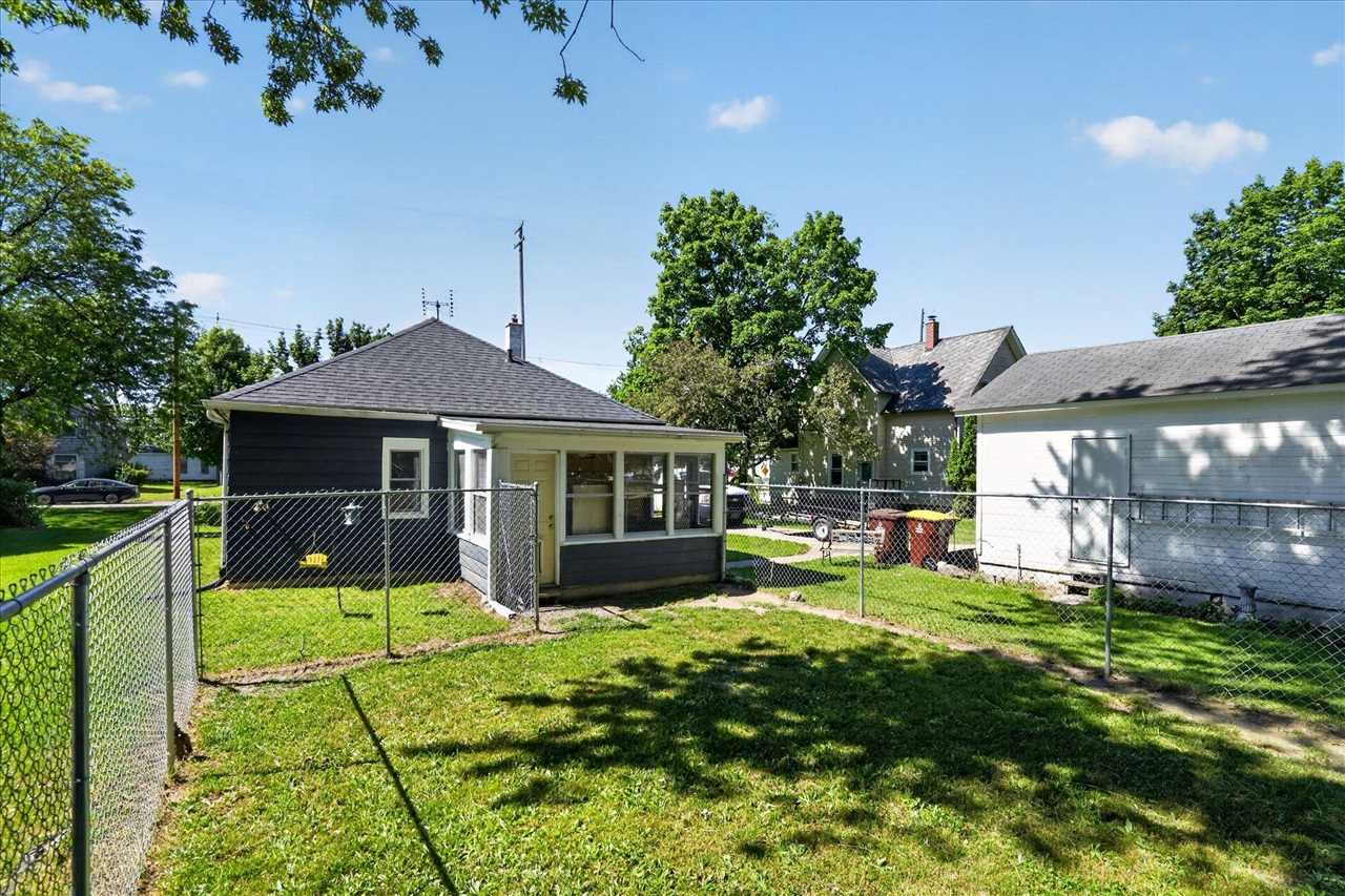 728 W Hanover Street Property Photo 6