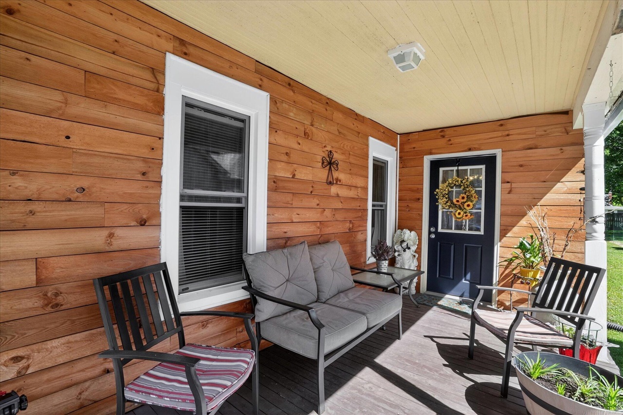728 W Hanover Street Property Photo 8