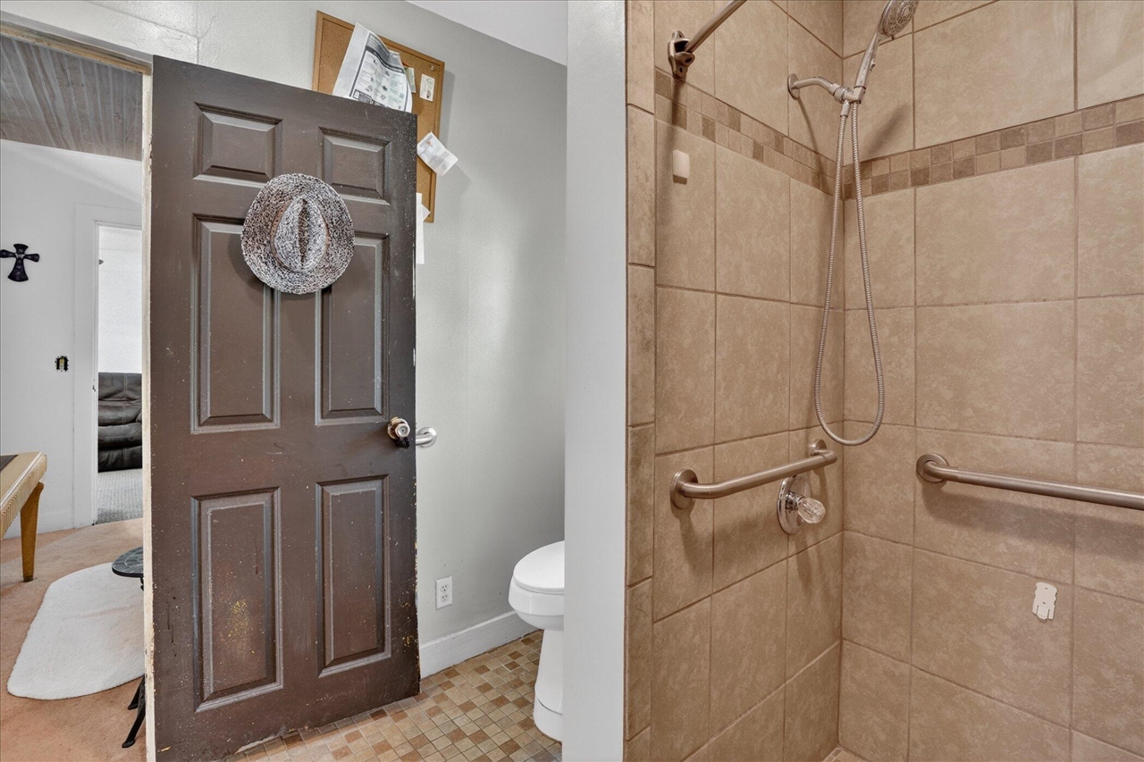 728 W Hanover Street Property Photo 12