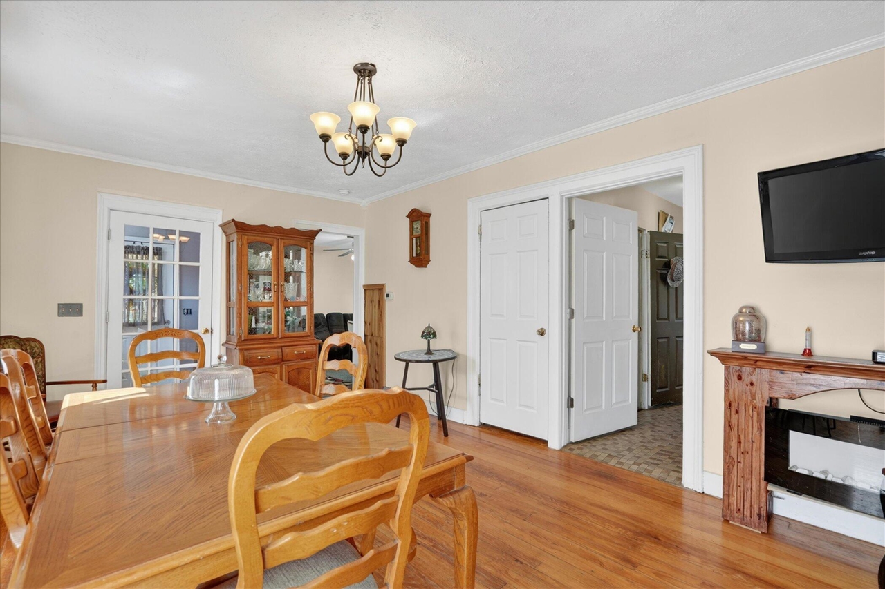 728 W Hanover Street Property Photo 29