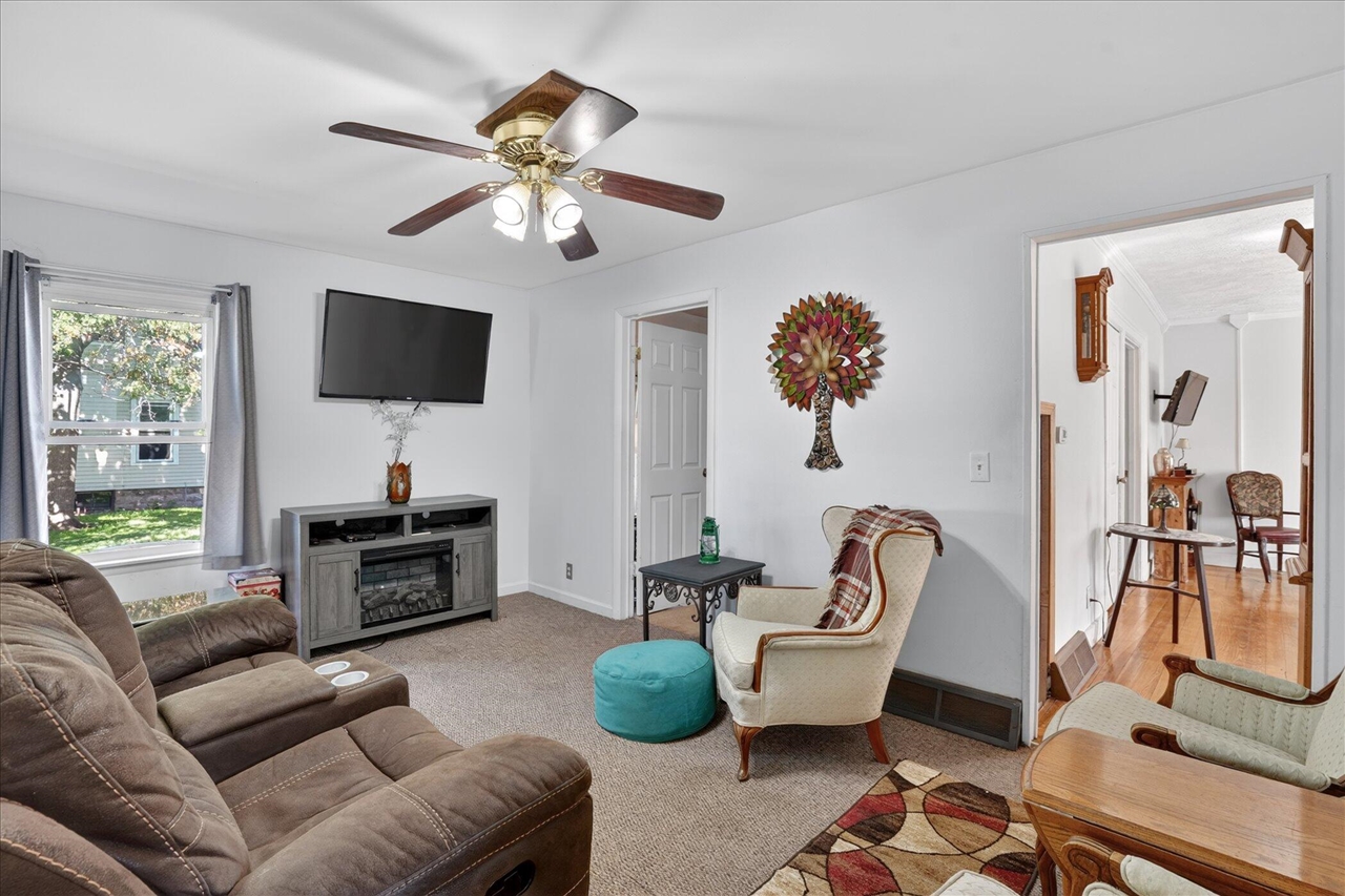 728 W Hanover Street Property Photo 48