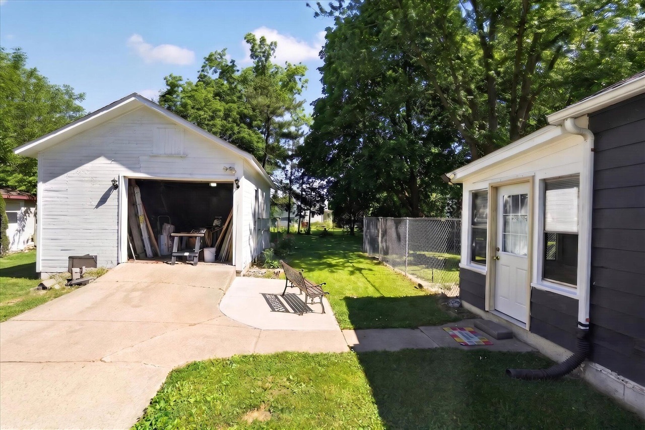 728 W Hanover Street Property Photo 50