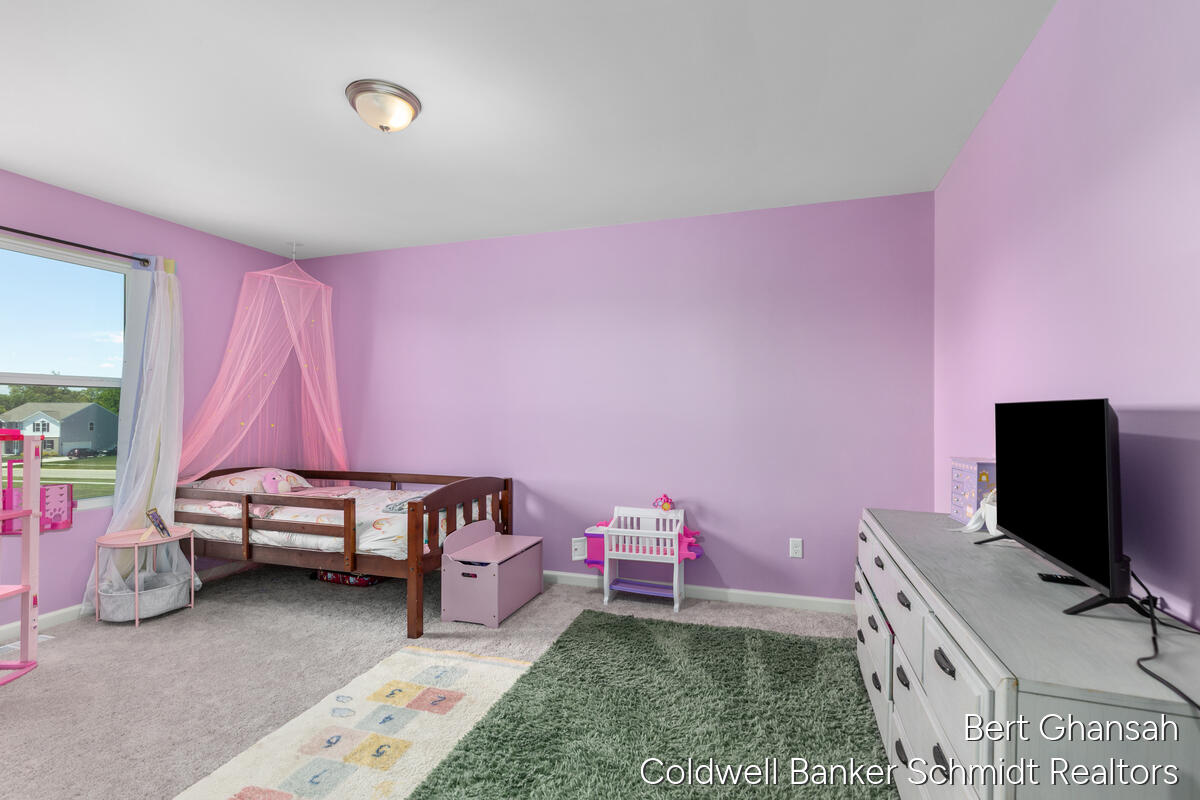 8376 N Oaks Court Property Photo 25
