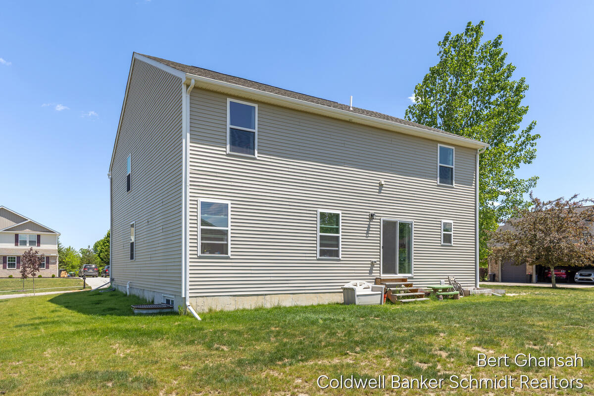 8376 N Oaks Court Property Photo 36