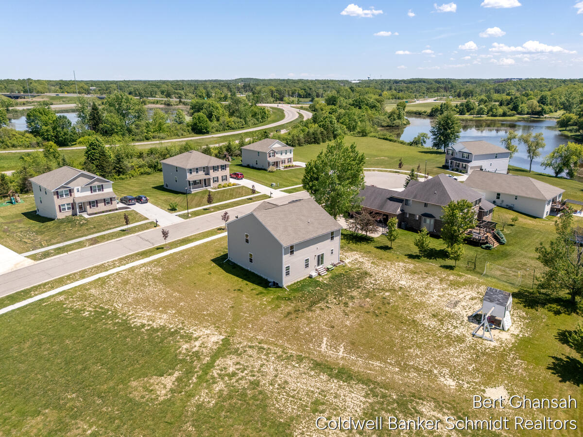 8376 N Oaks Court Property Photo 42