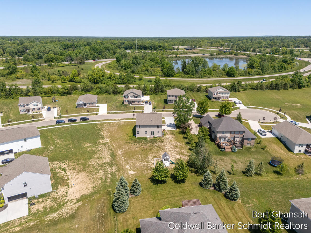 8376 N Oaks Court Property Photo 43
