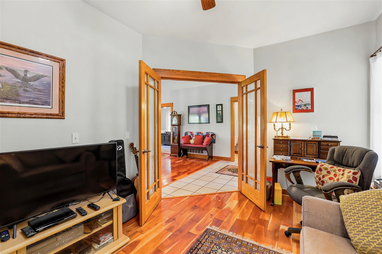 7352 Hallridge Drive Property Photo 31