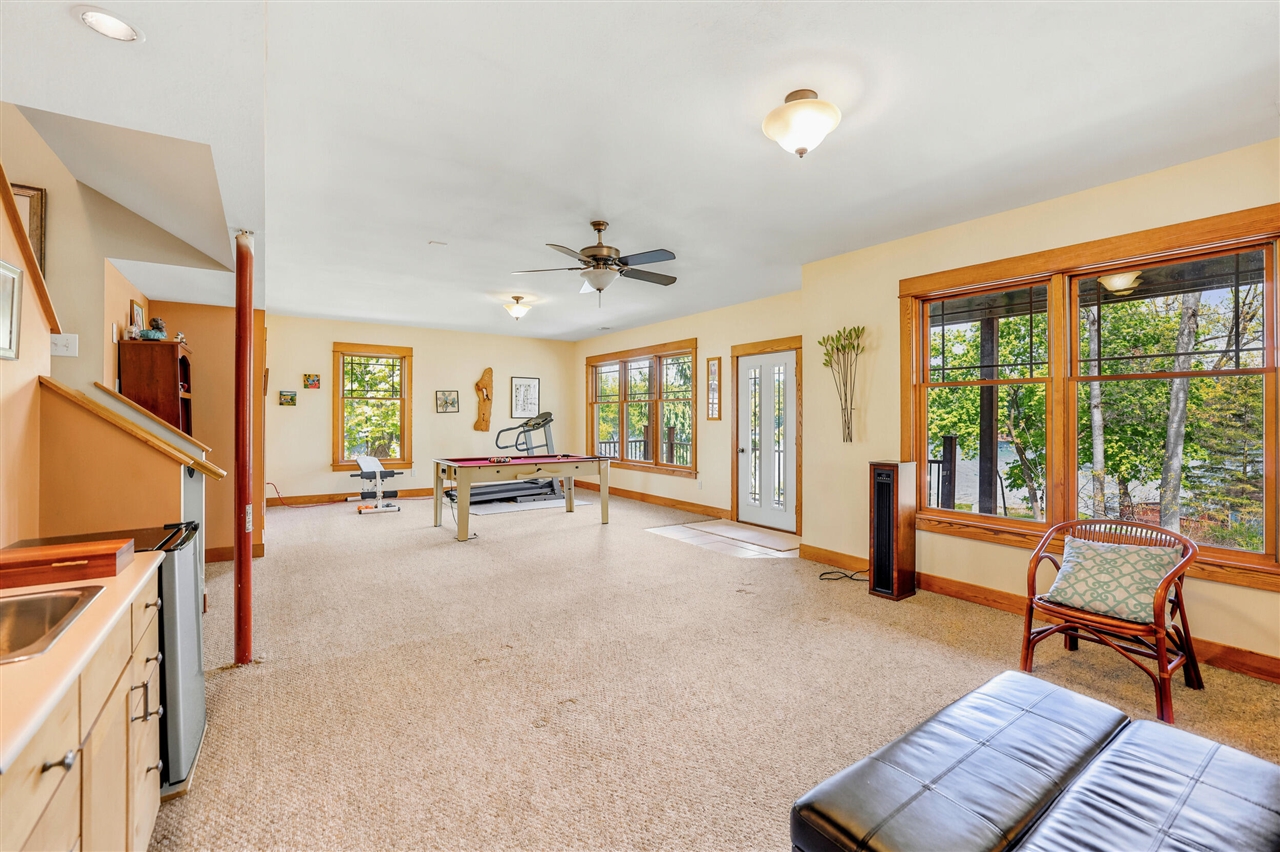 7352 Hallridge Drive Property Photo 37