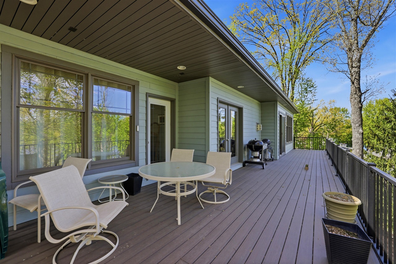 7352 Hallridge Drive Property Photo 46